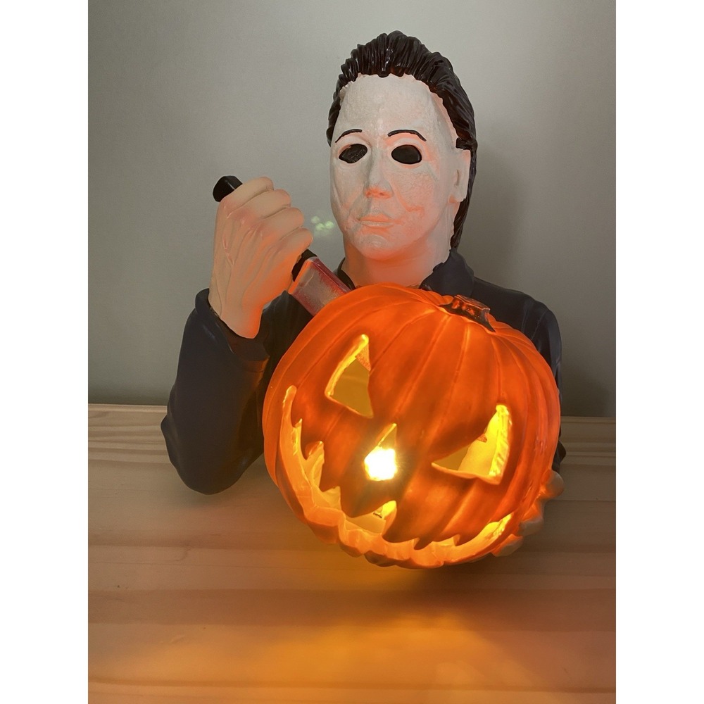 Halloween Michael Myers LED Light Up Statue - Spirit Halloween Exclusive